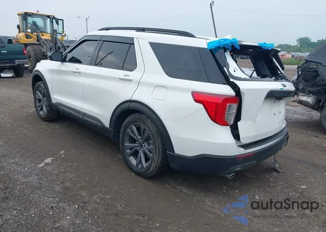 2022 Ford Explorer Xlt z USA, uszkodzony, nr VIN 1FMSK8DH5NGA23091